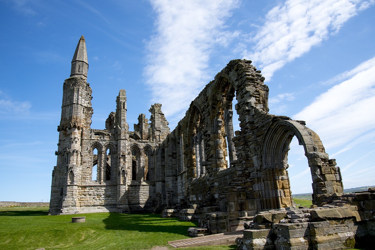 whitby-abbey-1596662_1280